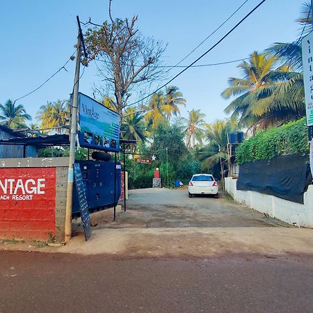 Vintage Beach Resort Agonda Exteriör bild