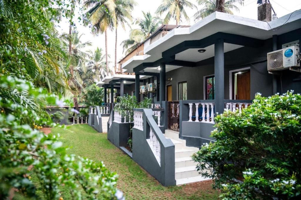 Vintage Beach Resort Agonda Exteriör bild