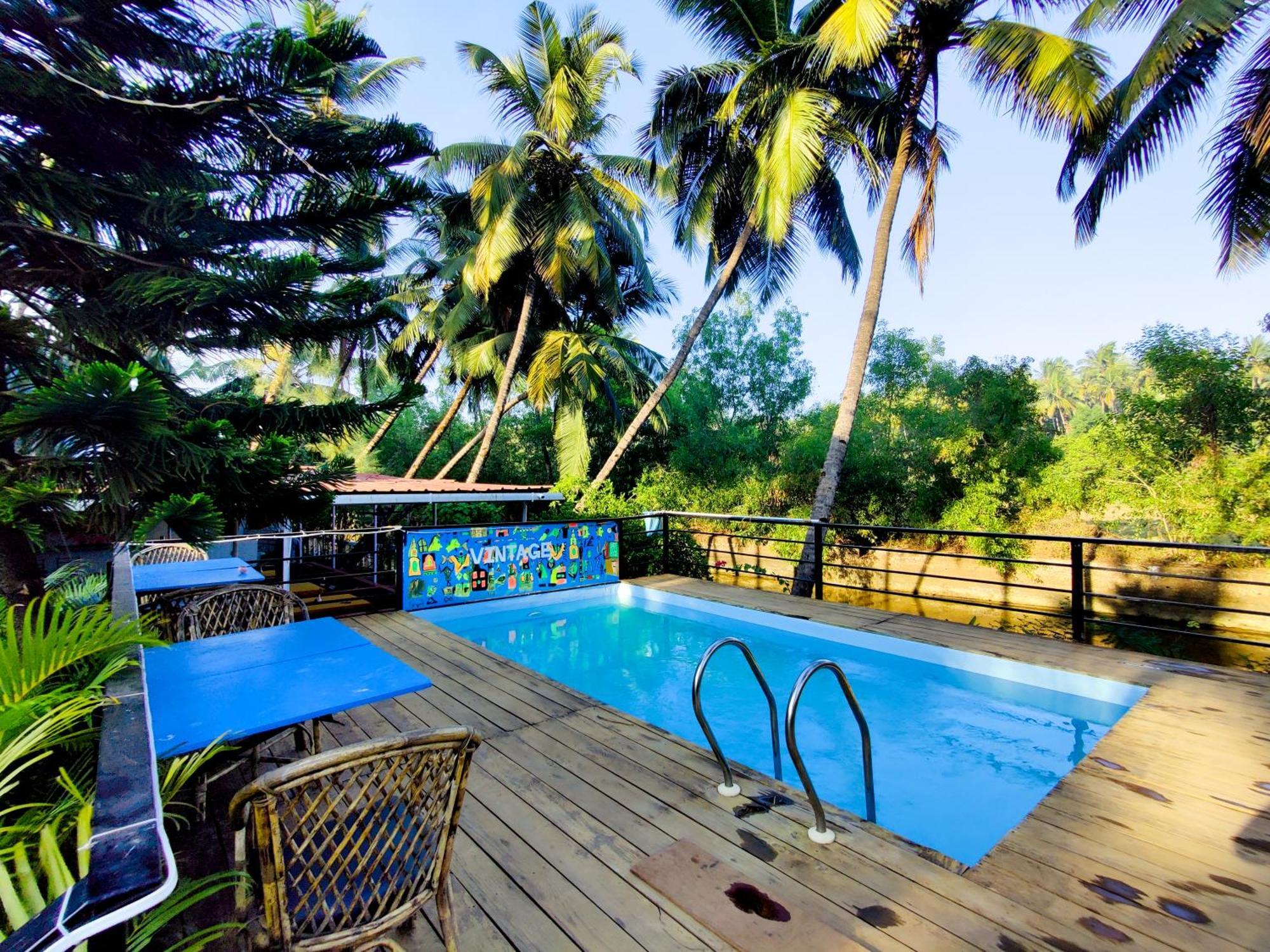 Vintage Beach Resort Agonda Exteriör bild