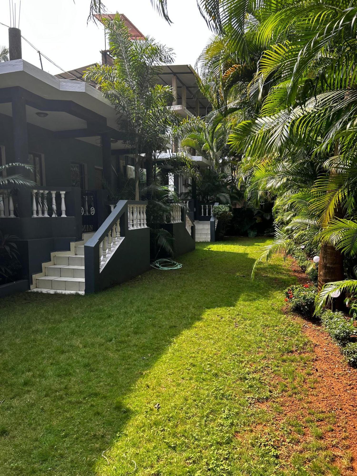 Vintage Beach Resort Agonda Exteriör bild